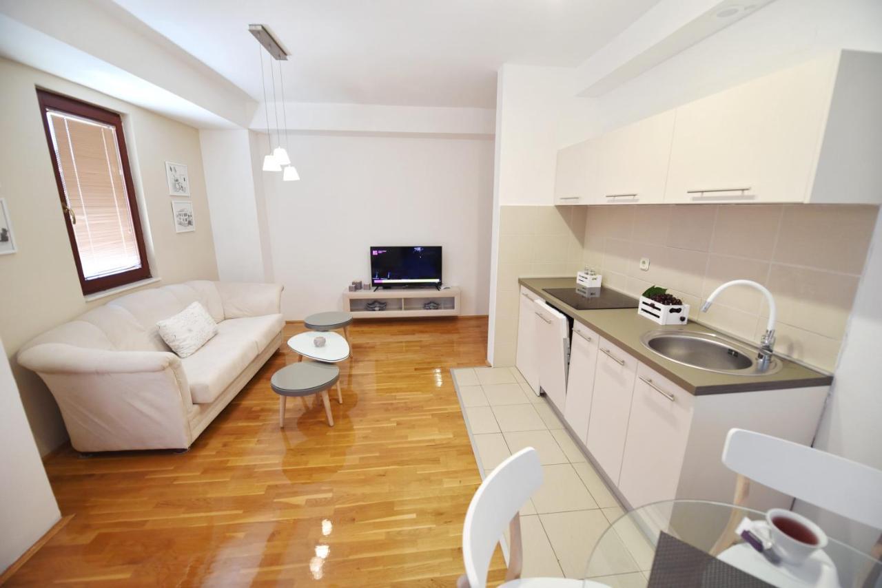 Si Apartments Ohrid With Free Parking エクステリア 写真