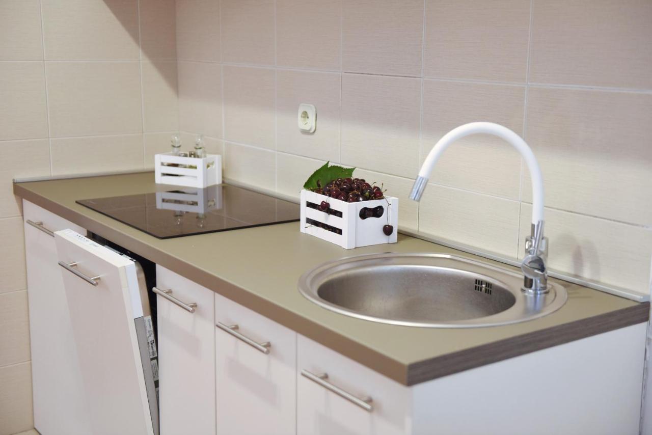 Si Apartments Ohrid With Free Parking エクステリア 写真