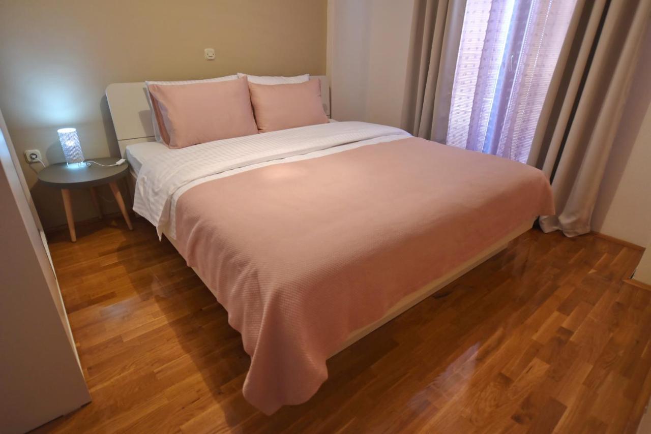 Si Apartments Ohrid With Free Parking エクステリア 写真